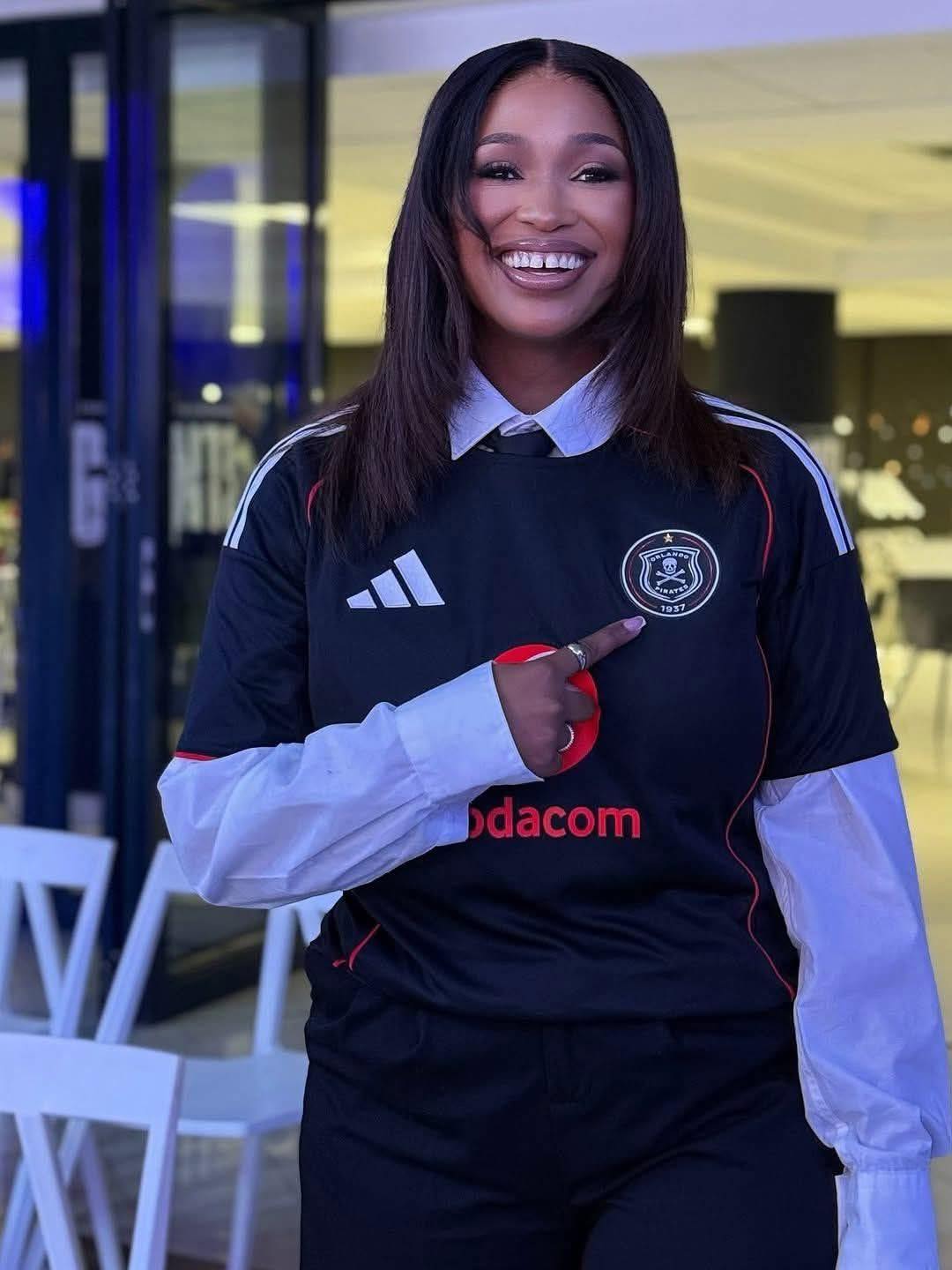 Zola Nombona