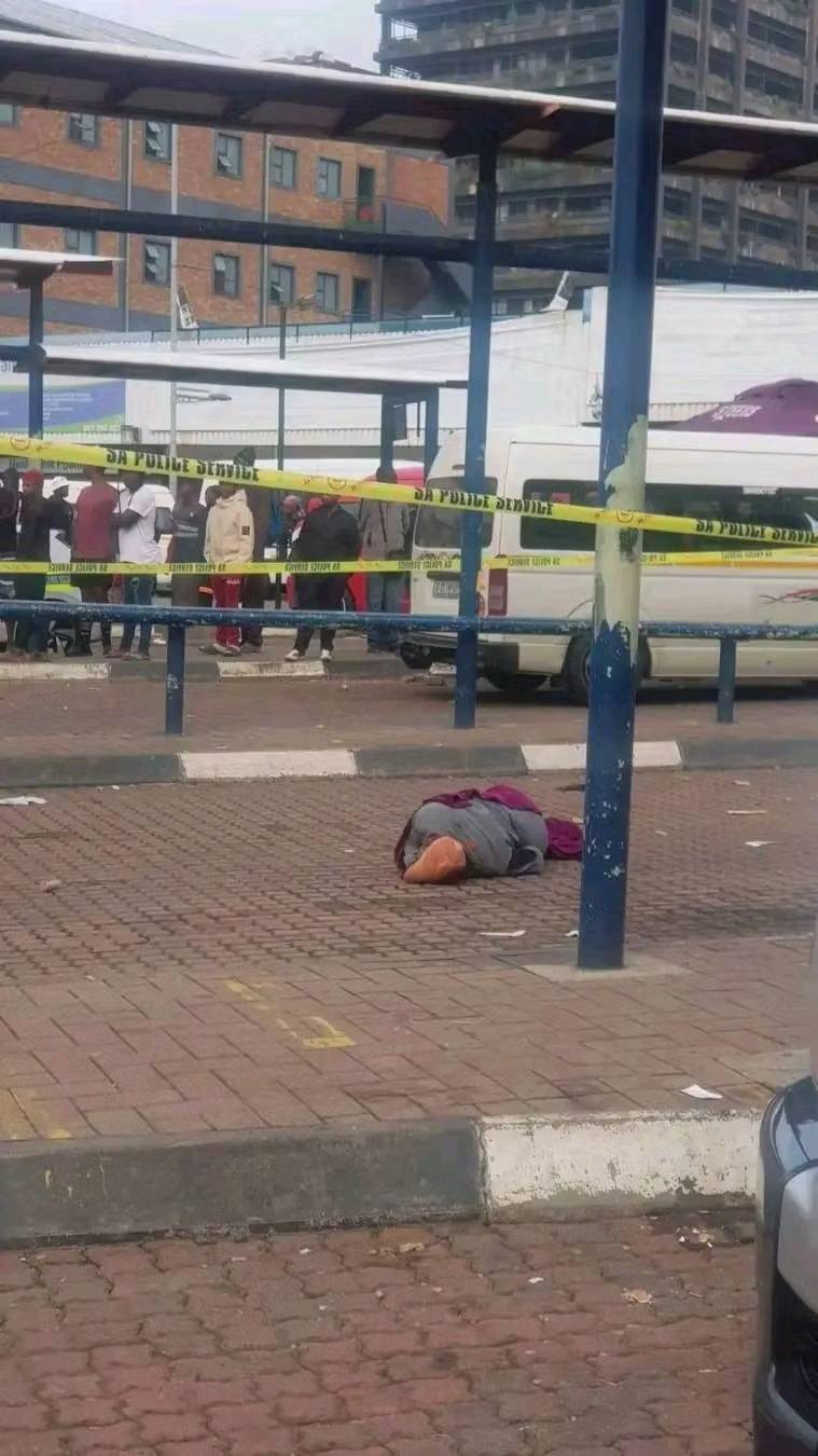 #HEARTBREAKING 
Four people including a university student have been shot dead i…