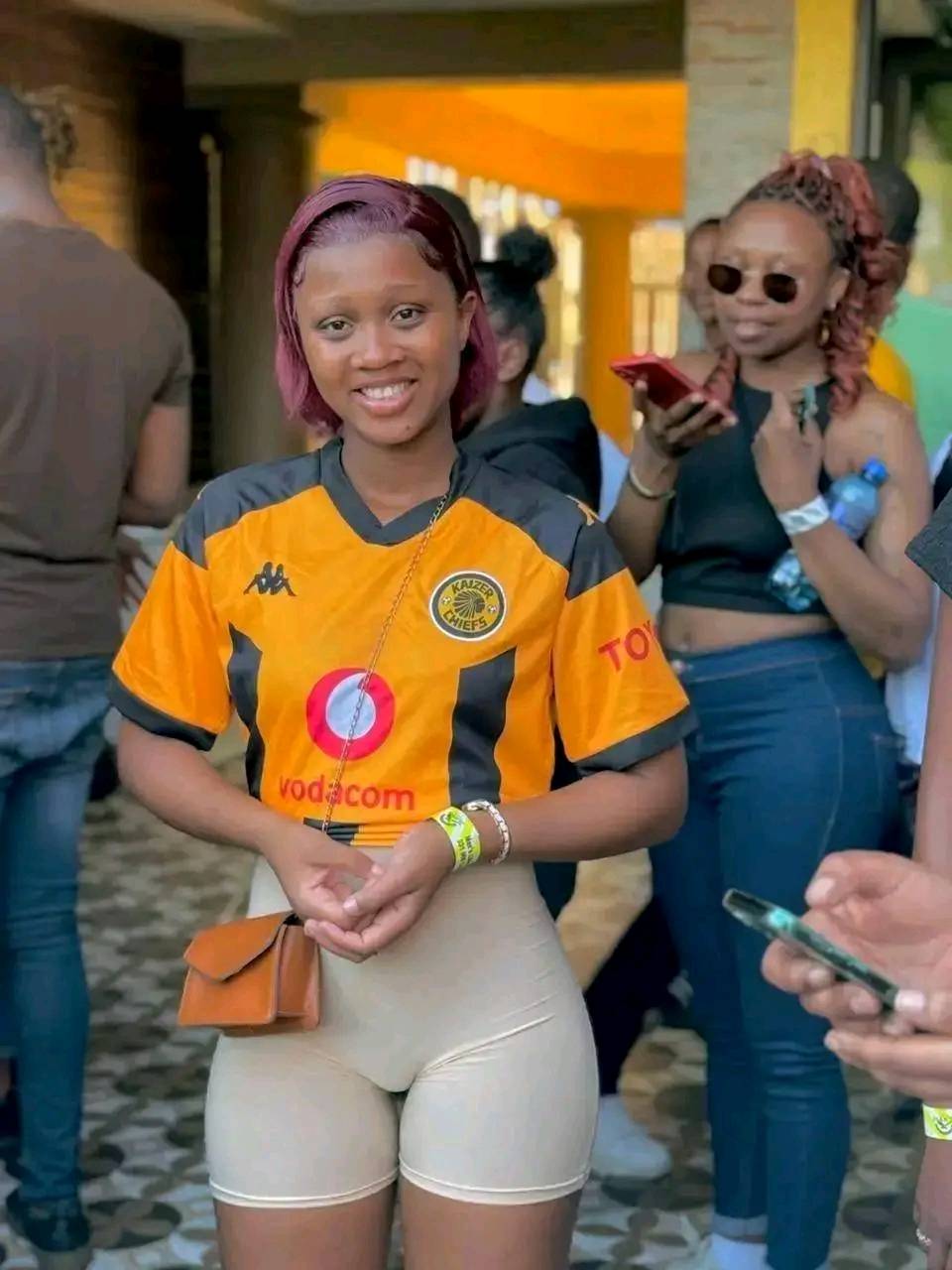 Rest In Peace to the Khosi fan Pearl Mkhize who passed away in a horrifying acci…